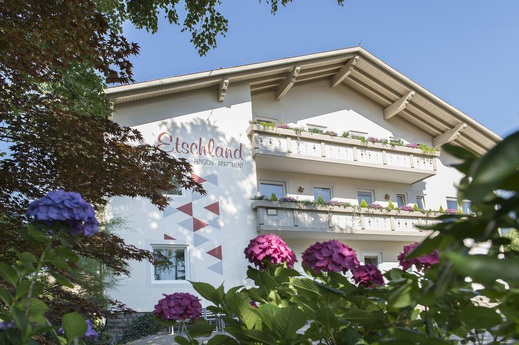 Pension Etschland Tirolo Exterior foto