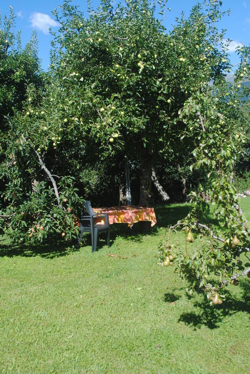 Pension Etschland Tirolo Exterior foto